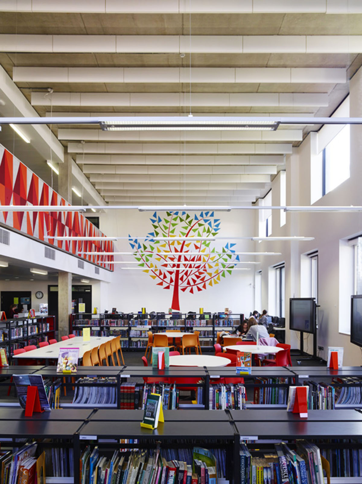 Burntwood School by Allford Hall Monaghan Morris wins RIBA Stirling Prize 2015