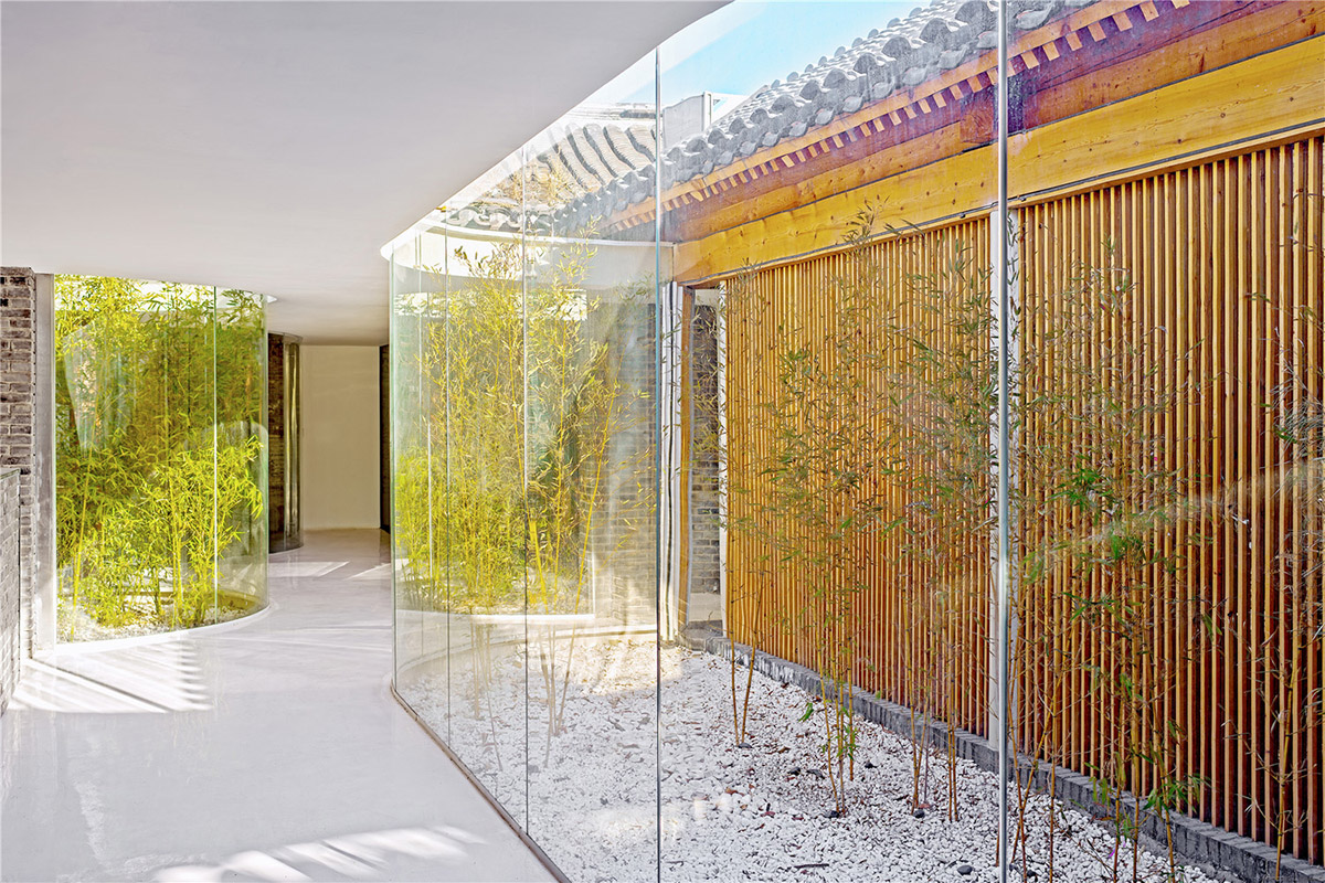 Tea House in Hutong is a new multi-functional space injected within old city