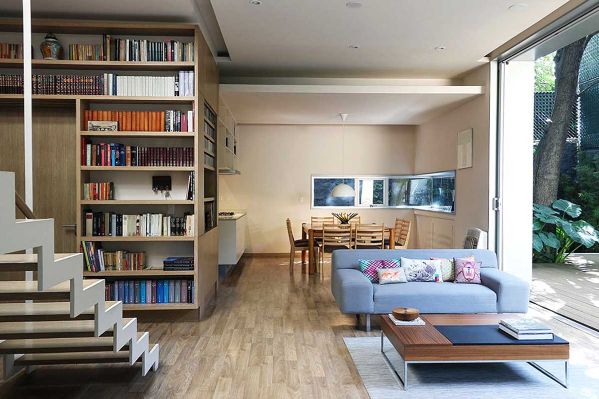 Casa Nirau House is a small eco-friendly house that gives response to the climate of Mexico