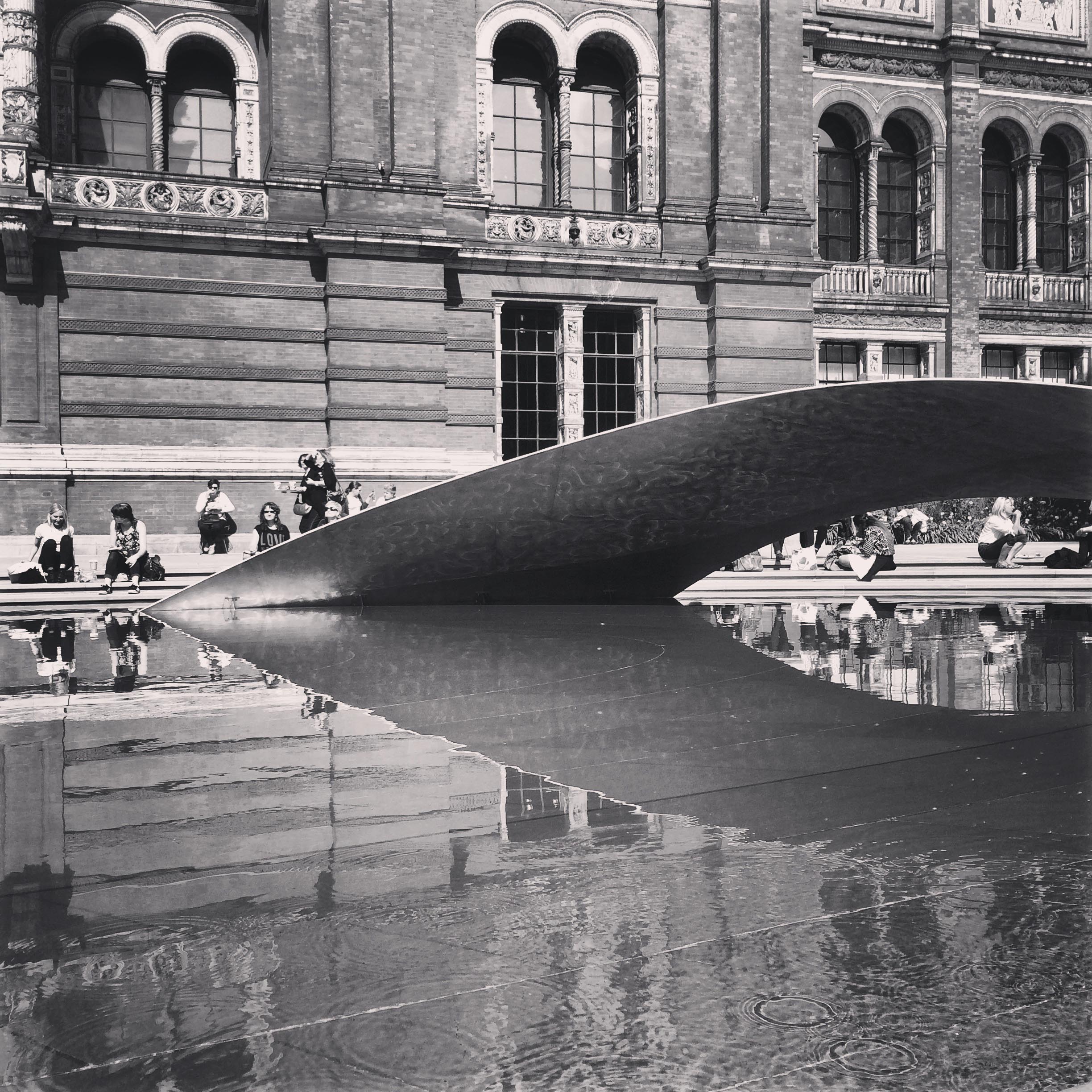 Crest Installation unveiled at the Victoria and Albert Museum London