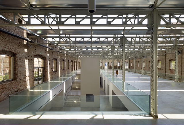 The architect Rafael de La-Hoz completes the Dao&iacute;z y Velarde Cultural Centre