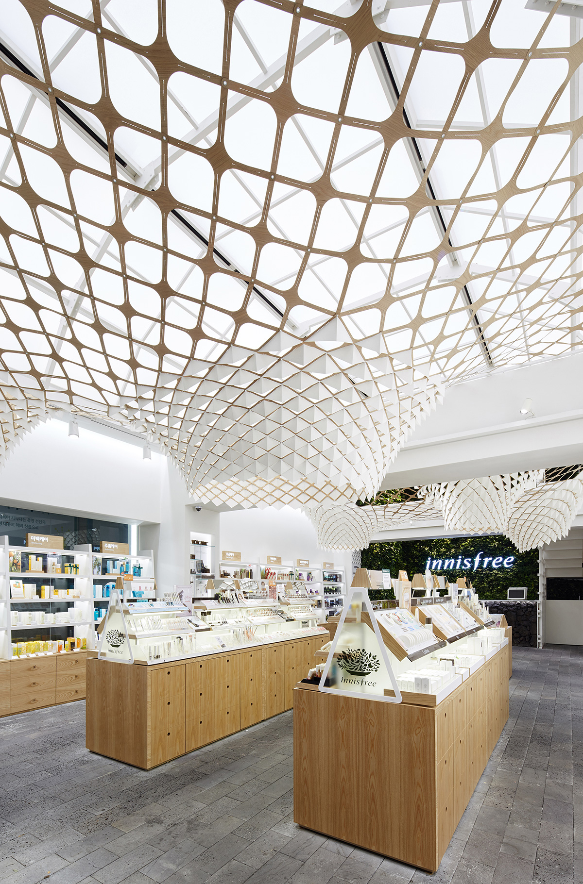 SOFTlab creates a hanging garden made up of natural materials in Seoul’s flagship store