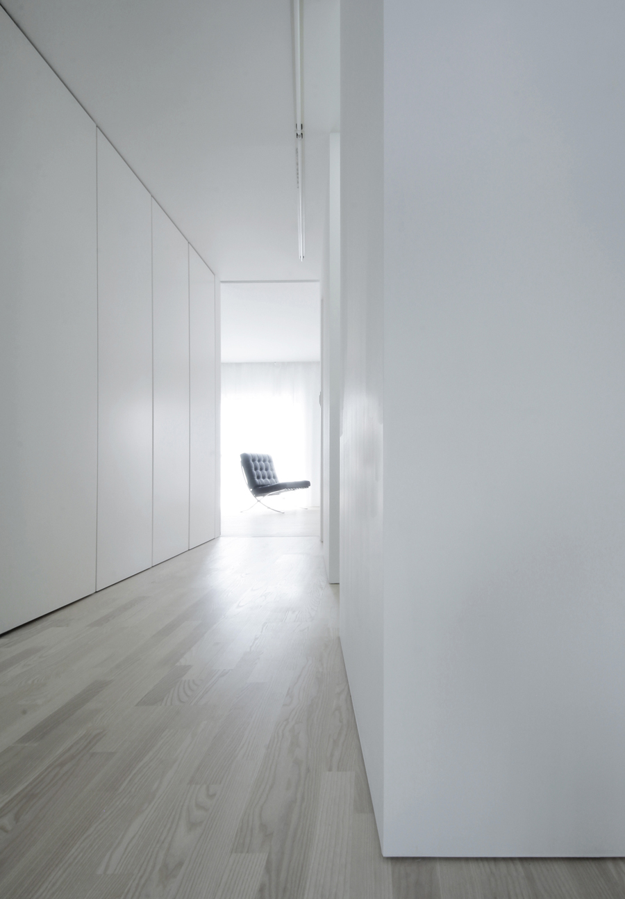 Jun Murata designed a house for installation:Pure simplicity reiterates itself