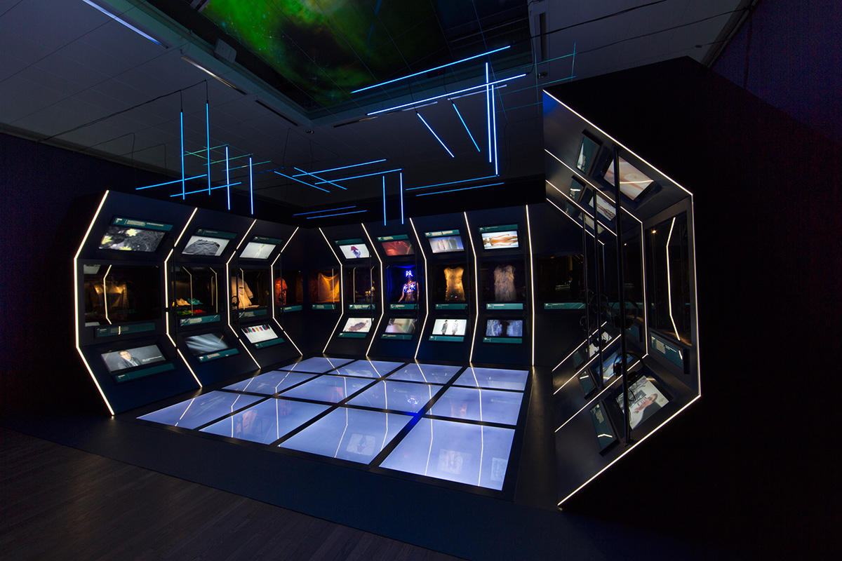 Fashion rerises over futuristic designs fleshed on &rsquo;&rsquo;Utopian Bodies-Fashion Looks Forward&rsquo;&rsquo;