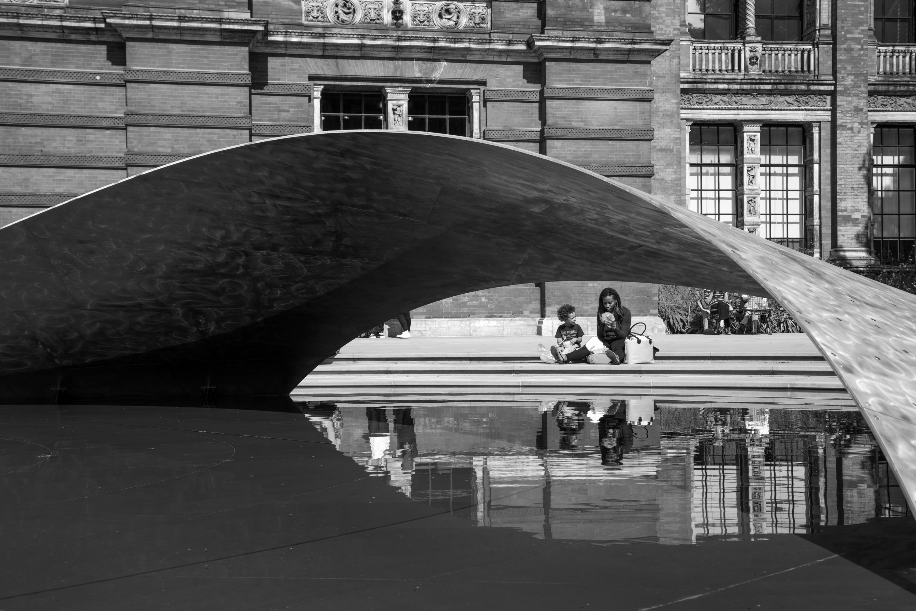Crest Installation unveiled at the Victoria and Albert Museum London