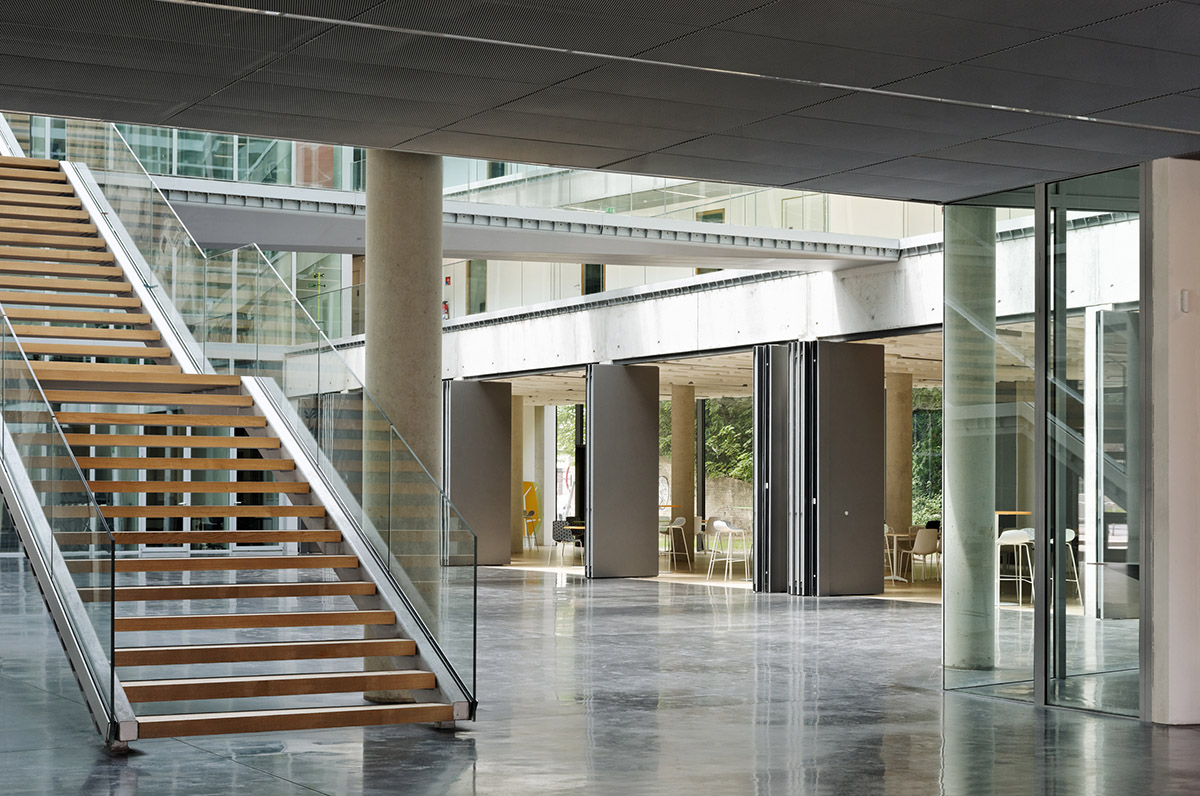 Dietmar Feichtinger Architects completed Headquarter Lille Métropole Habitat in Tourcoing, France