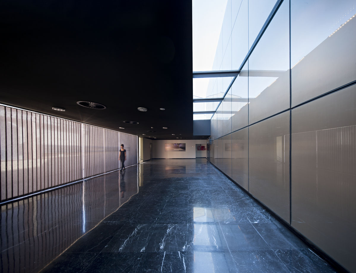 Refurbishment of the Teatro Gongora in Cordoba and design of a Multipurpose Box, by Rafael de La-Hoz