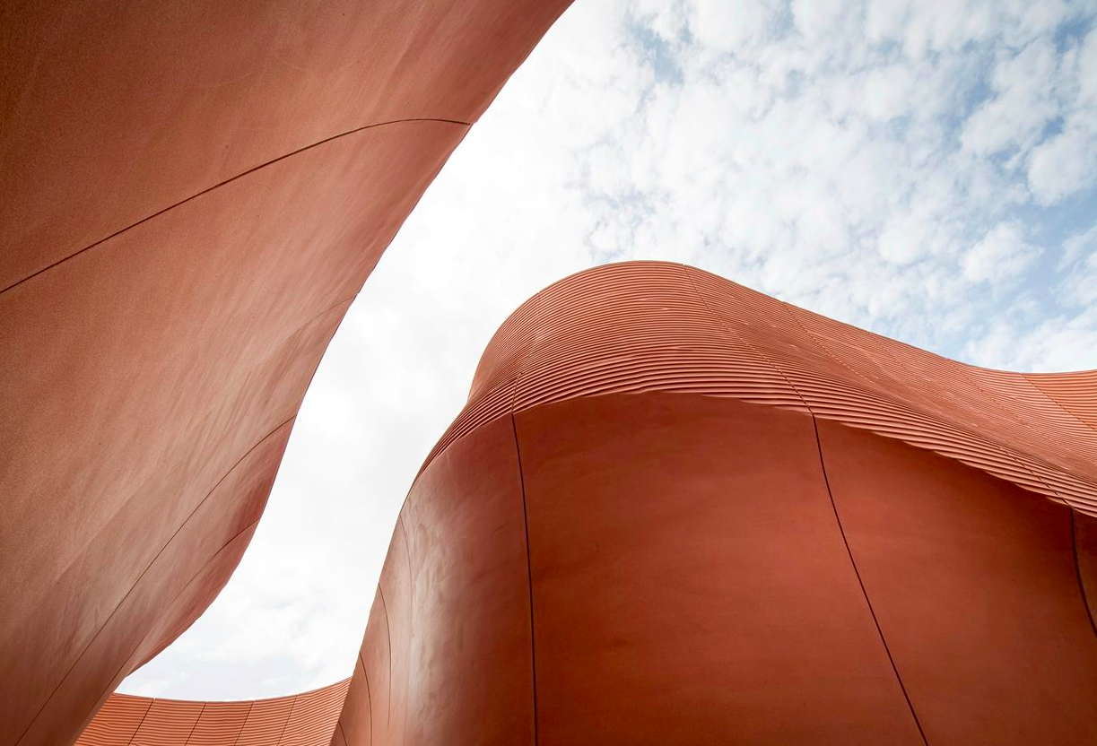 Foster+Partners Pavilion for United Arab Emirates opens at Milan Expo 2015