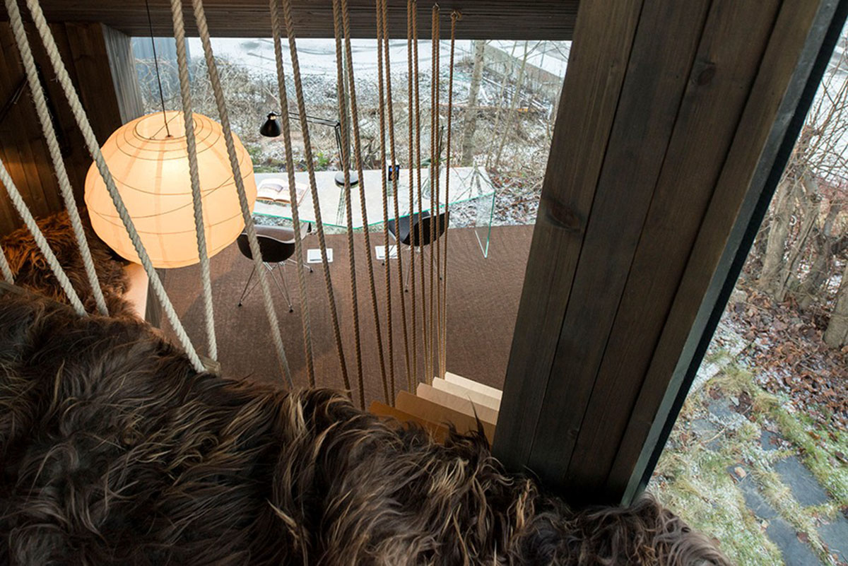 Writer’s Cottage 2 is a compact space that covers minimum area in a suburban residential area