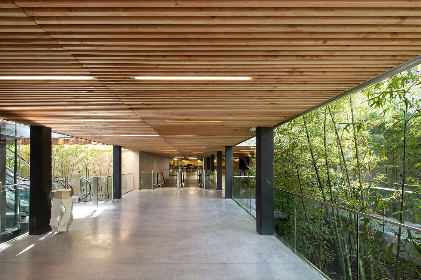 First retail park of France &rsquo;&rsquo;The Atoll&rsquo;&rsquo; designed by Antonio Virga Architect