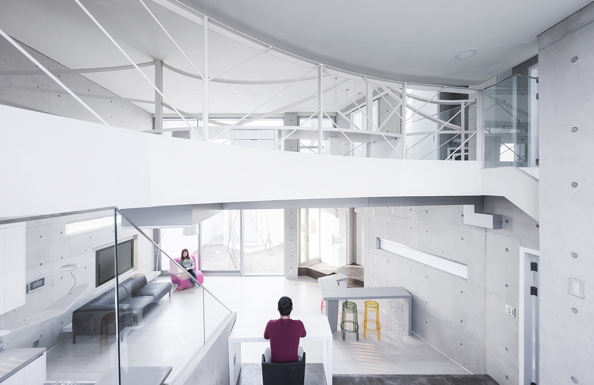 Archi-Fiore designed as a new &rsquo;&rsquo;pop-art&rsquo;&rsquo; to enhance the identity of commercial buildings