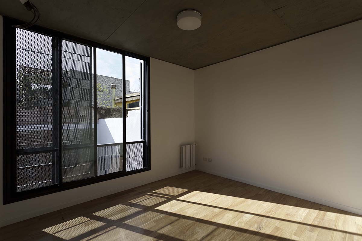 Two Houses Conde represented with various connections in its context designed by HM Architects