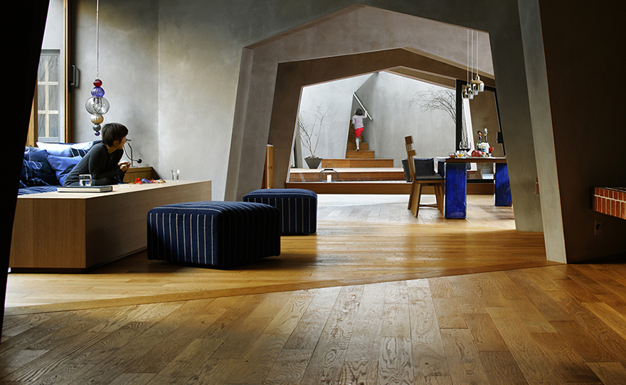 Hexagon Shape Graz provides maximum areas for car showroom by Hiroshi Nakamura&NAP