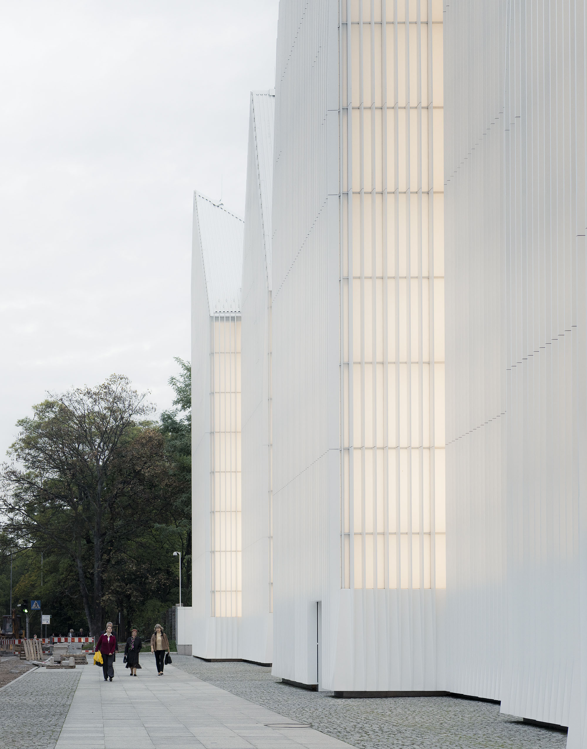 Winner of Mies Van Der Rohe Award 2015 Announced!