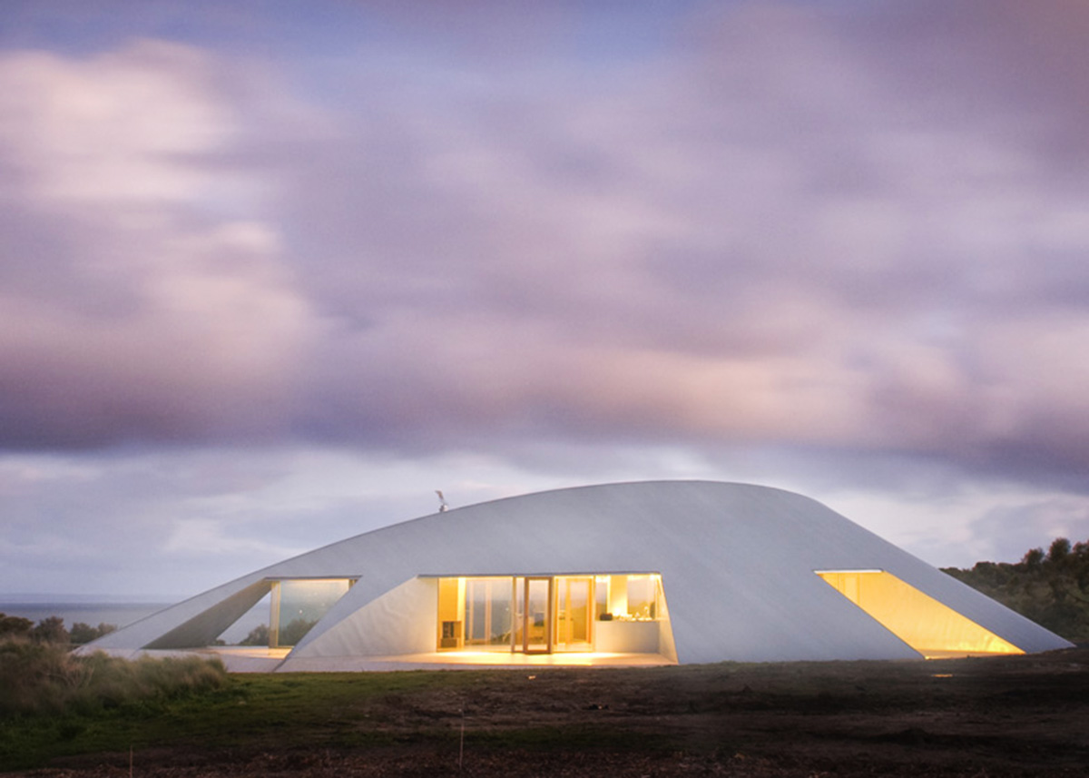 The Croft house is a pure and modern shelter that seems unobtrusive in abandoned landscape