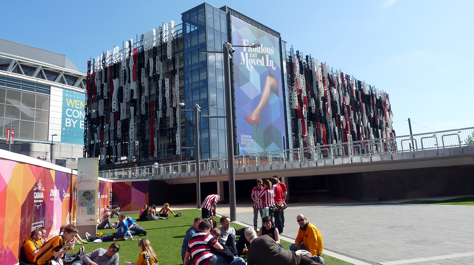 Sculptural Cladding in Wembley