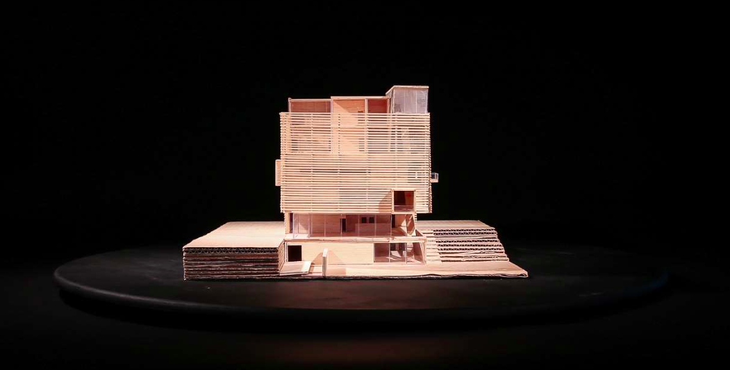 The Canadian Competitions Catalogue present 18 interactive models of ...