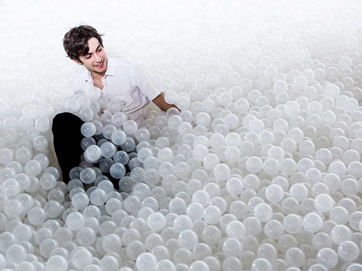 Snarkitecture’s new recyclable plastic balls at Washington DC Museum