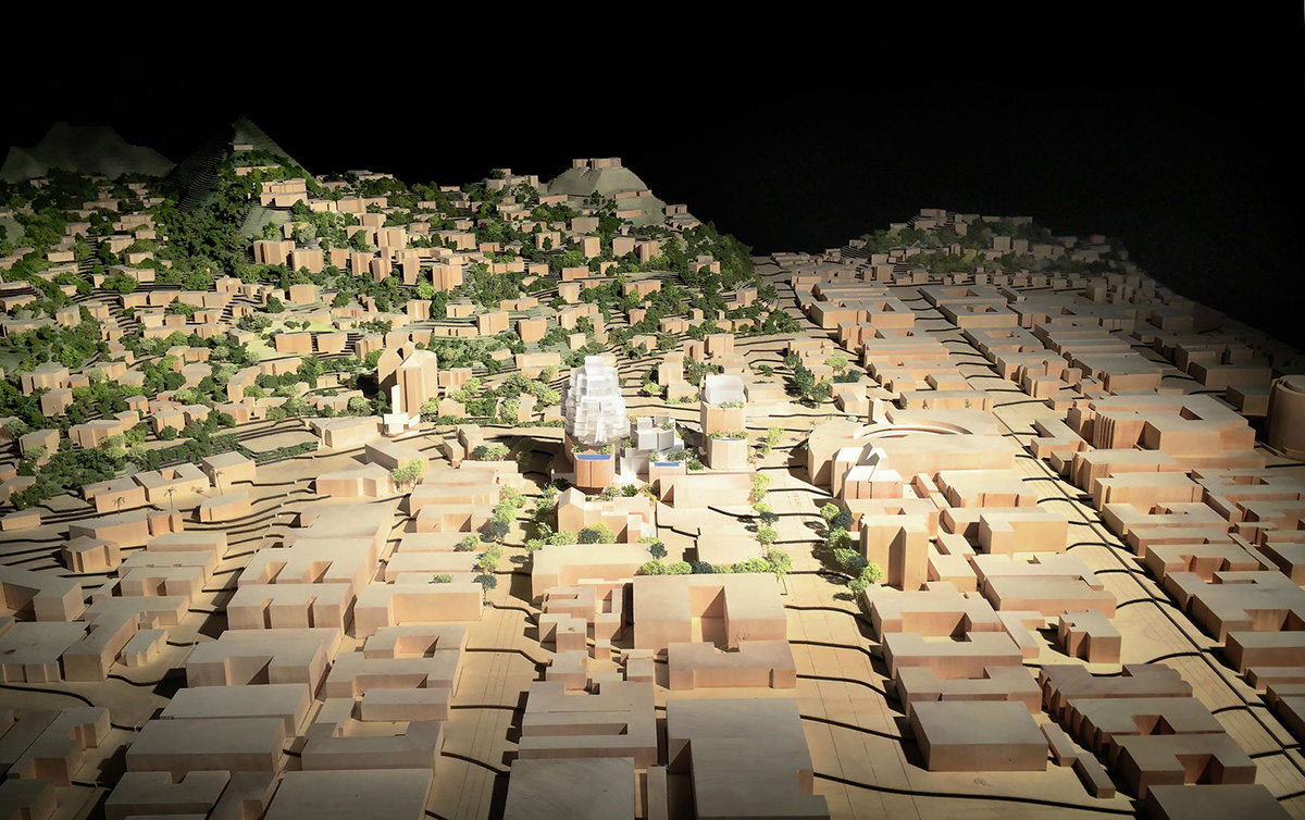Frank Gehry unveiled 8150 Sunset Boulevard