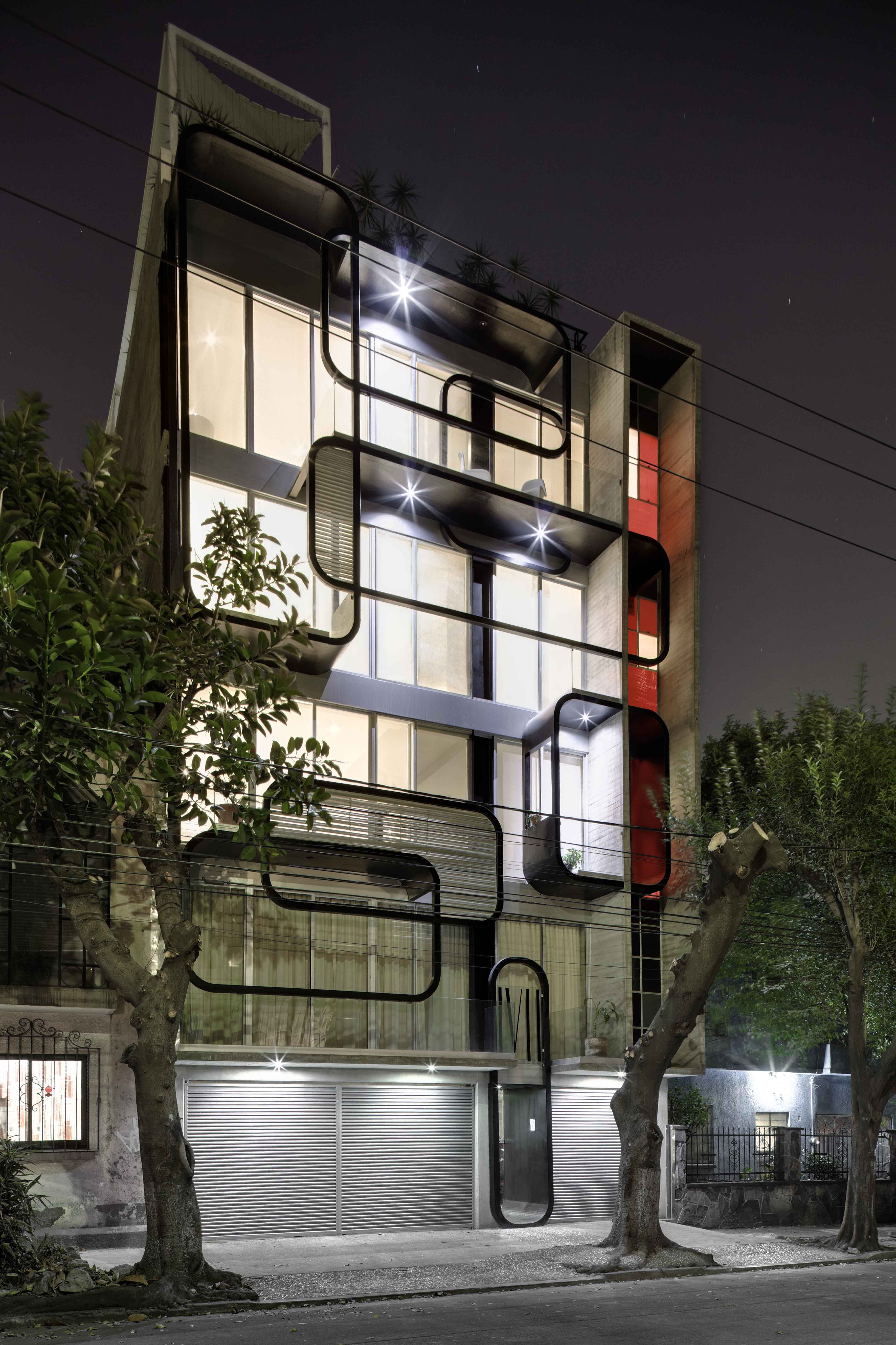 LVII Apartments by Arquitectura En Movimiento