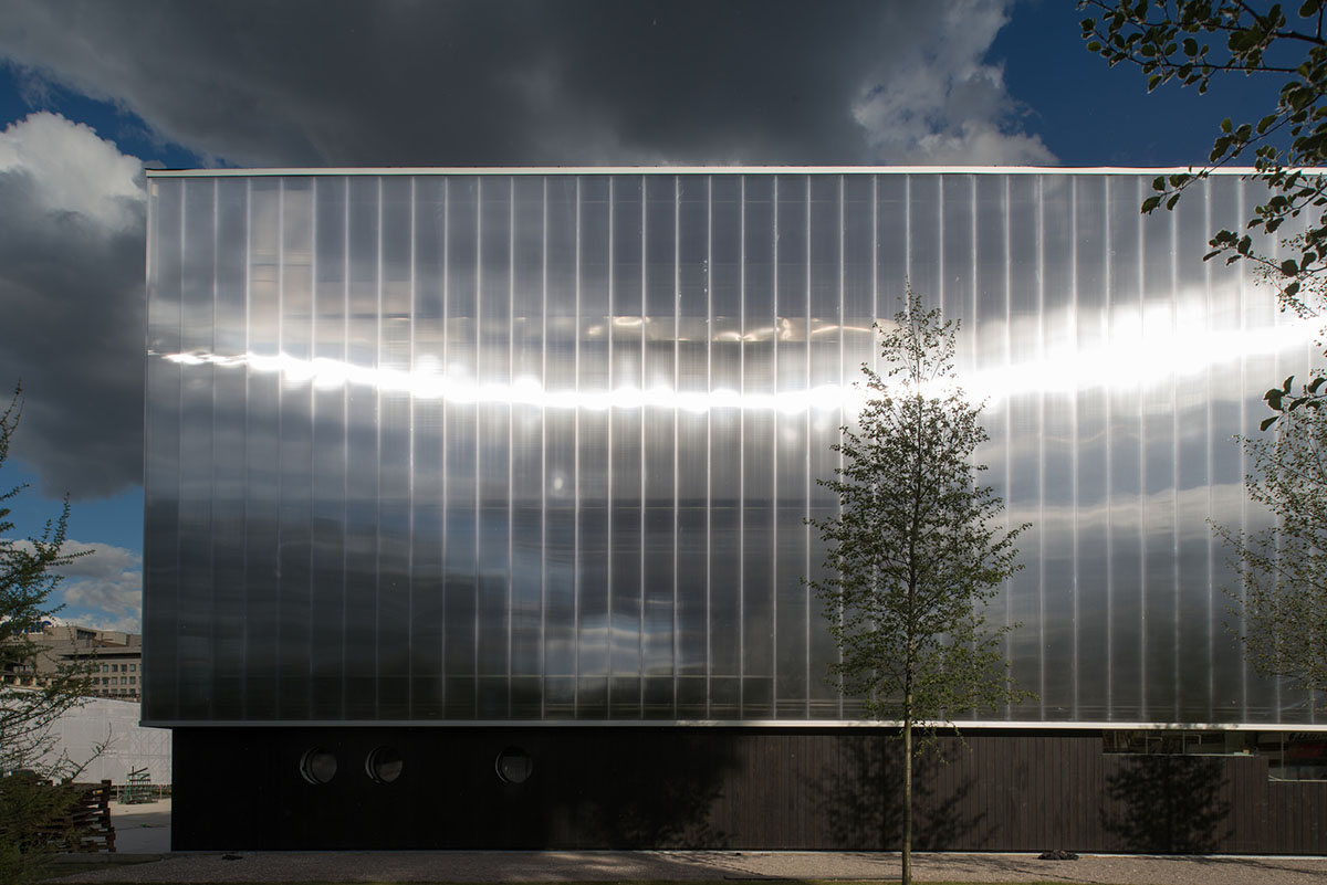 Yuri Palmin revealed new images of OMA’s Garage Museum of Contemporary Art in Moscow