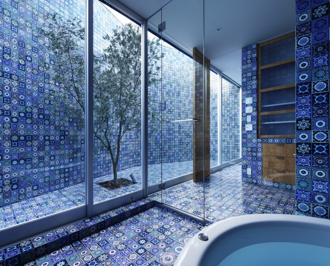 Hexagon Shape Graz provides maximum areas for car showroom by Hiroshi Nakamura&NAP