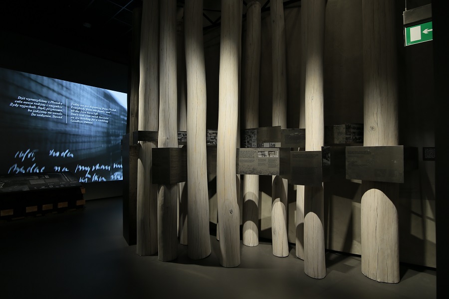 Magnificent narrative exhibition | Museum of the History of Polish Jews in Warsaw , Poland
