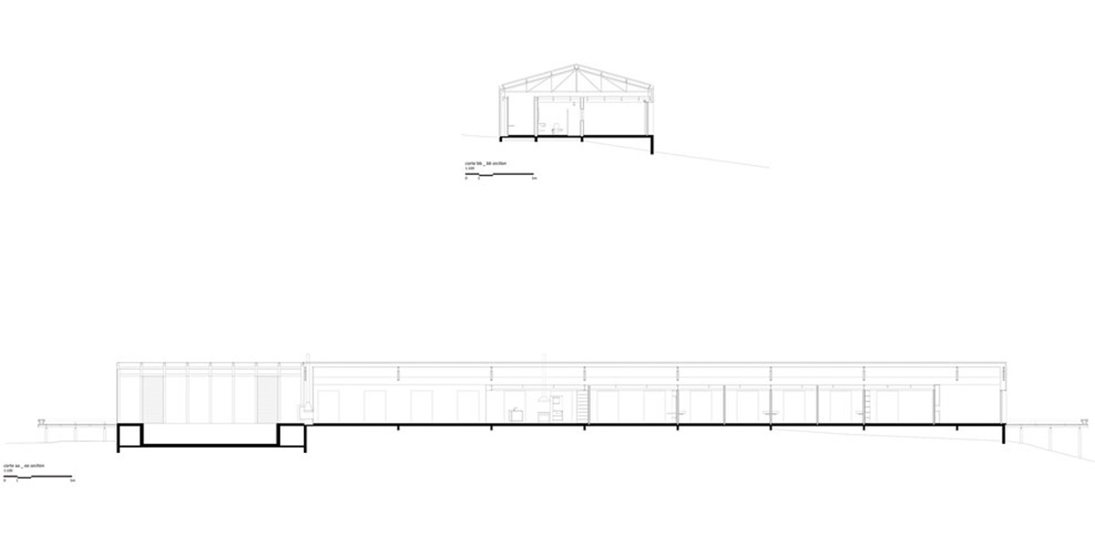 The Mororó House is an opaque and continuous house that integrates climate factors to inside