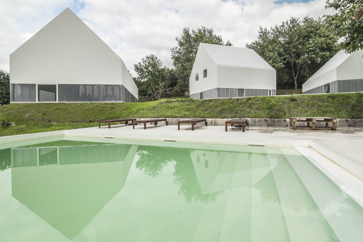 White Wolf Hotel by AND-RE