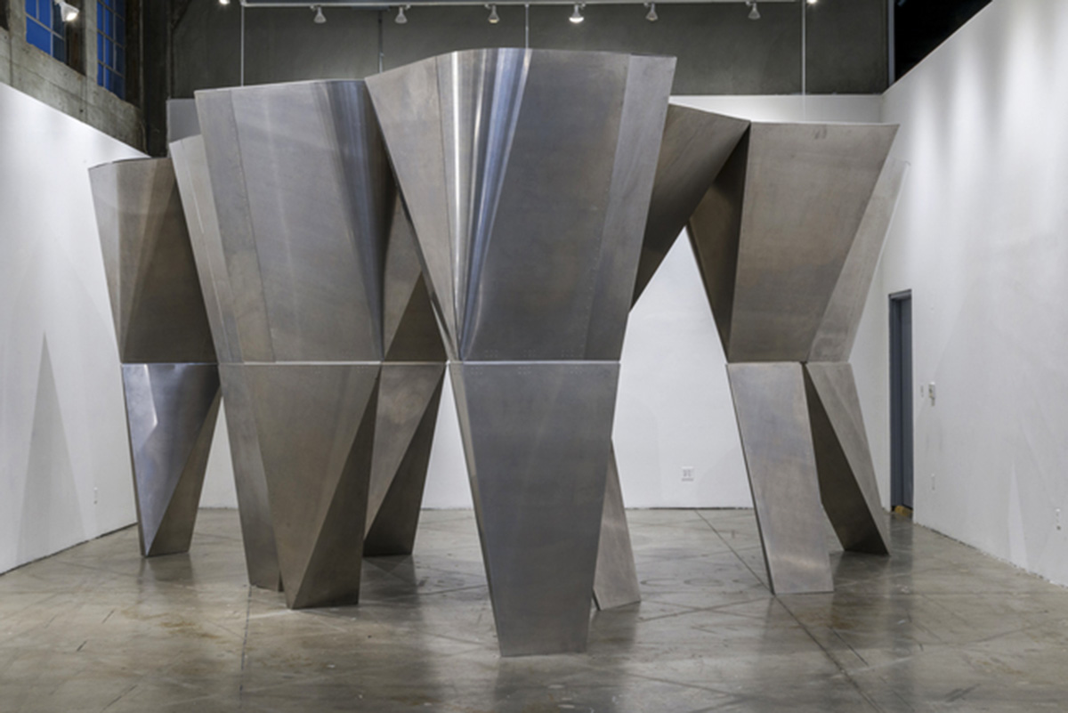 ’’En Pointe’’ by Heather Roberge underscores the historical and spatial significance of dynamic space