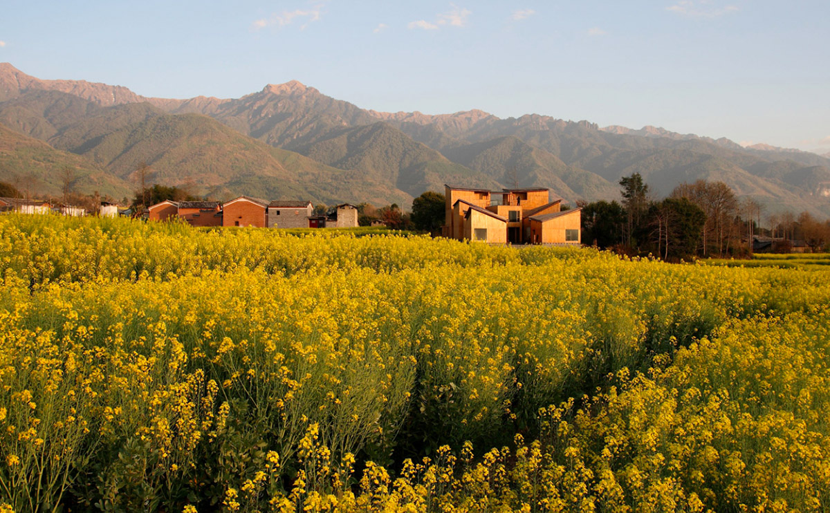 The UIA work program Responsible architecture released two online examples