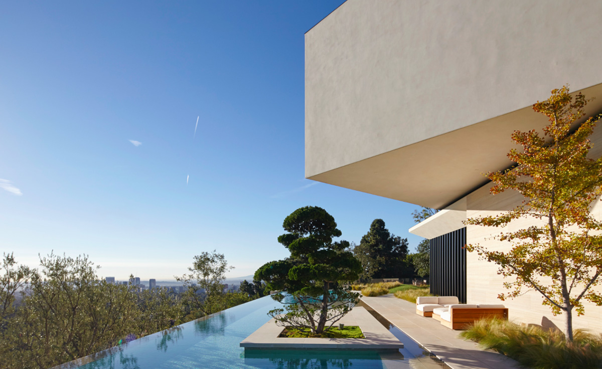 Bel Air Villa settles on the hill of Bel Air with the full view of nature