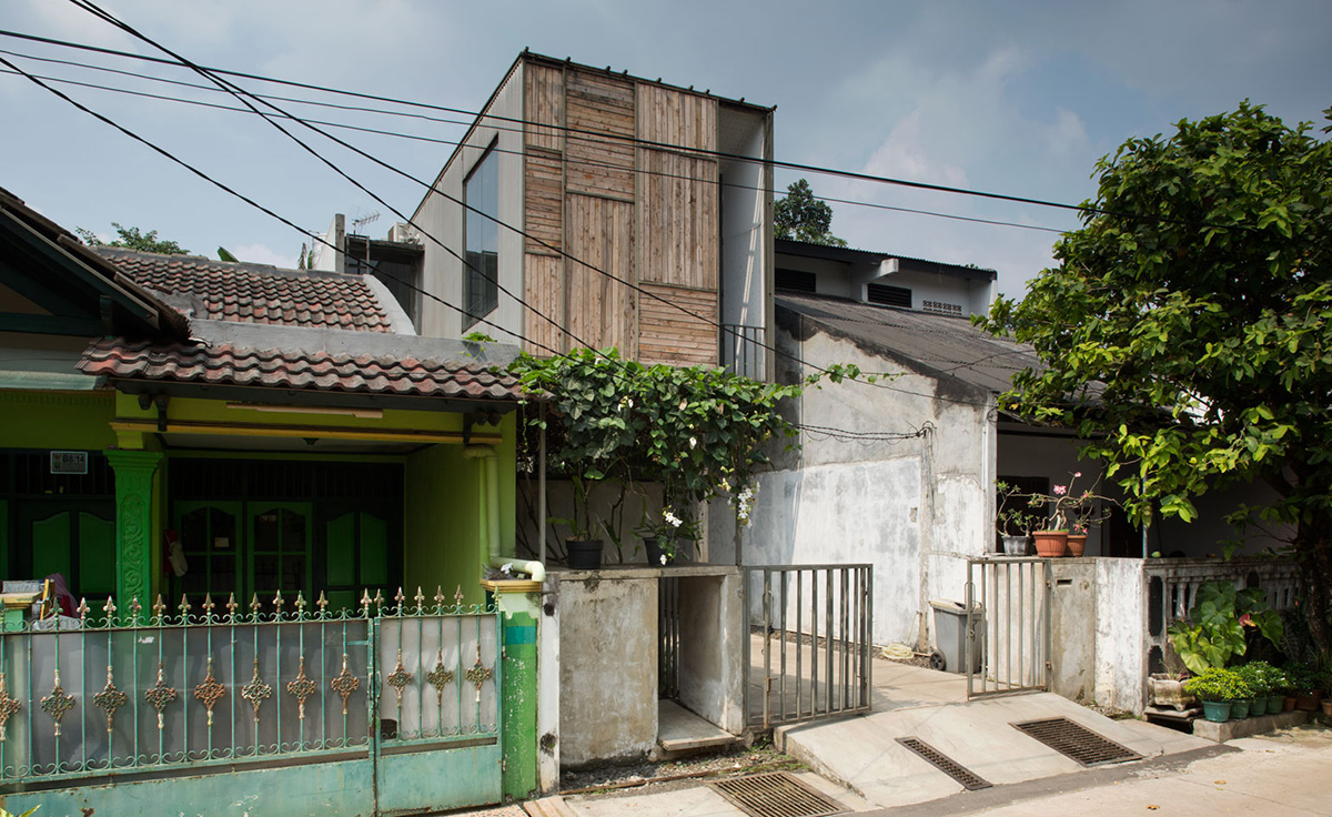 Tropicality Revisited: Recent Approaches by Indonesian Architects