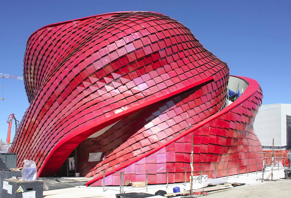 Daniel Libeskind’s Vanke pavilion “Shitang” realized and shining in Expo Milan 2015