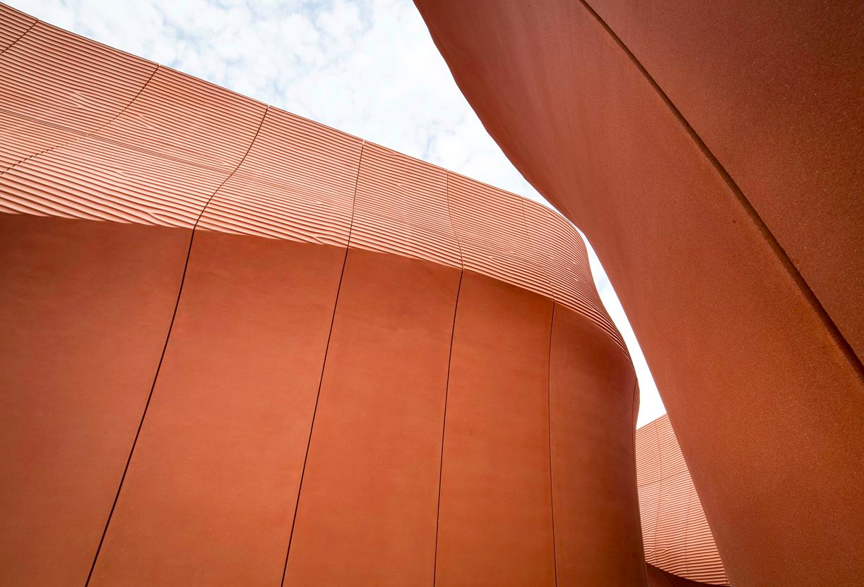 Foster+Partners Pavilion for United Arab Emirates opens at Milan Expo 2015