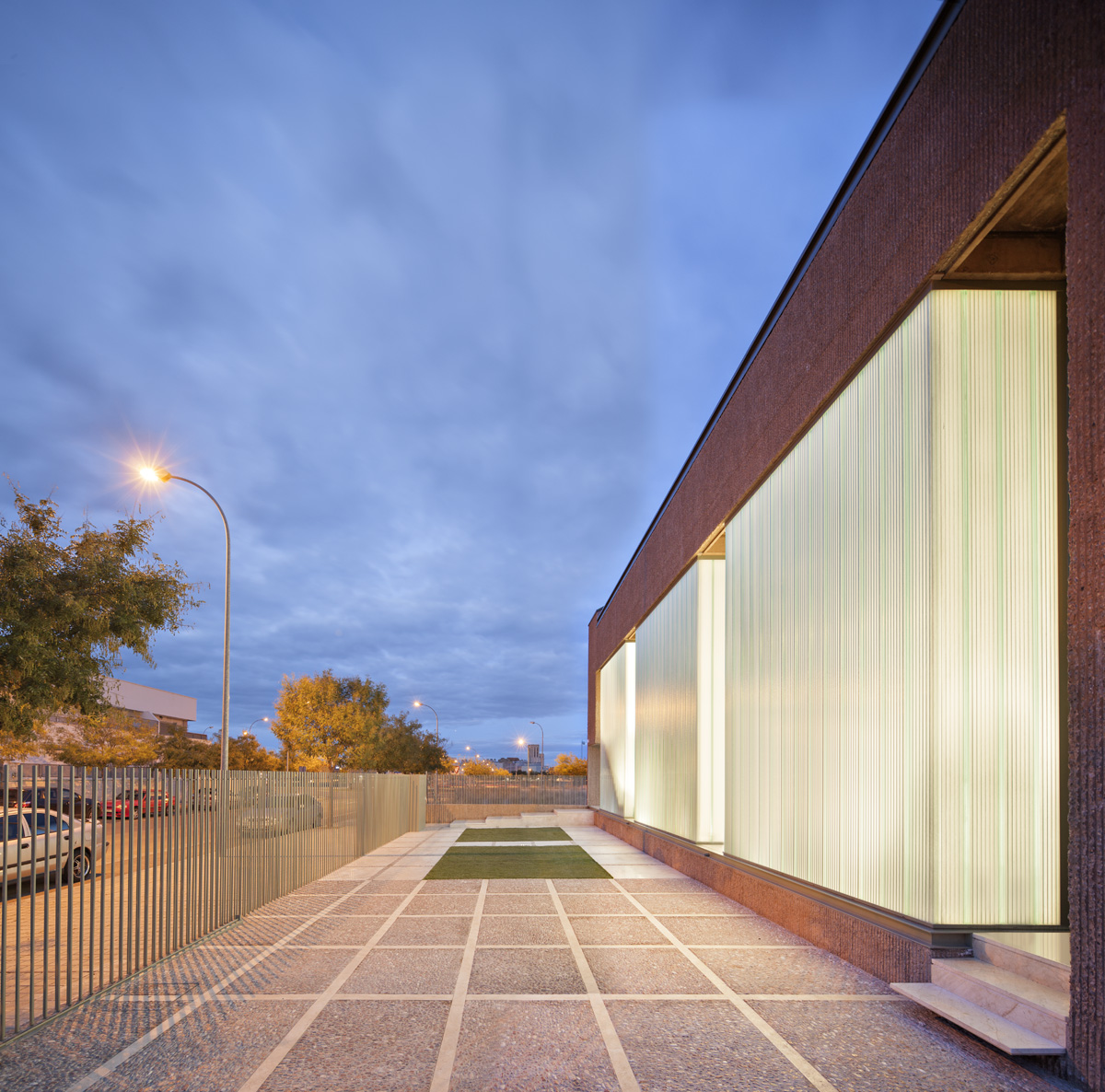 Fuensanta House:A House Between Party Walls by Muka Arquitectura