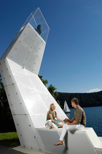 Söhne & Partner designed Lightsails - Guiding symbols