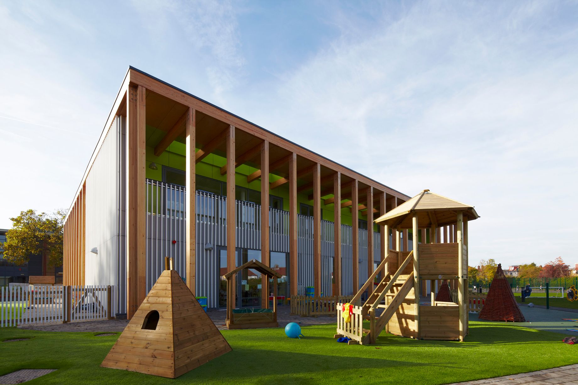 Expansion at Ravenor Primary in Greenford by Seymour Harris Architecture won RIBA Award
