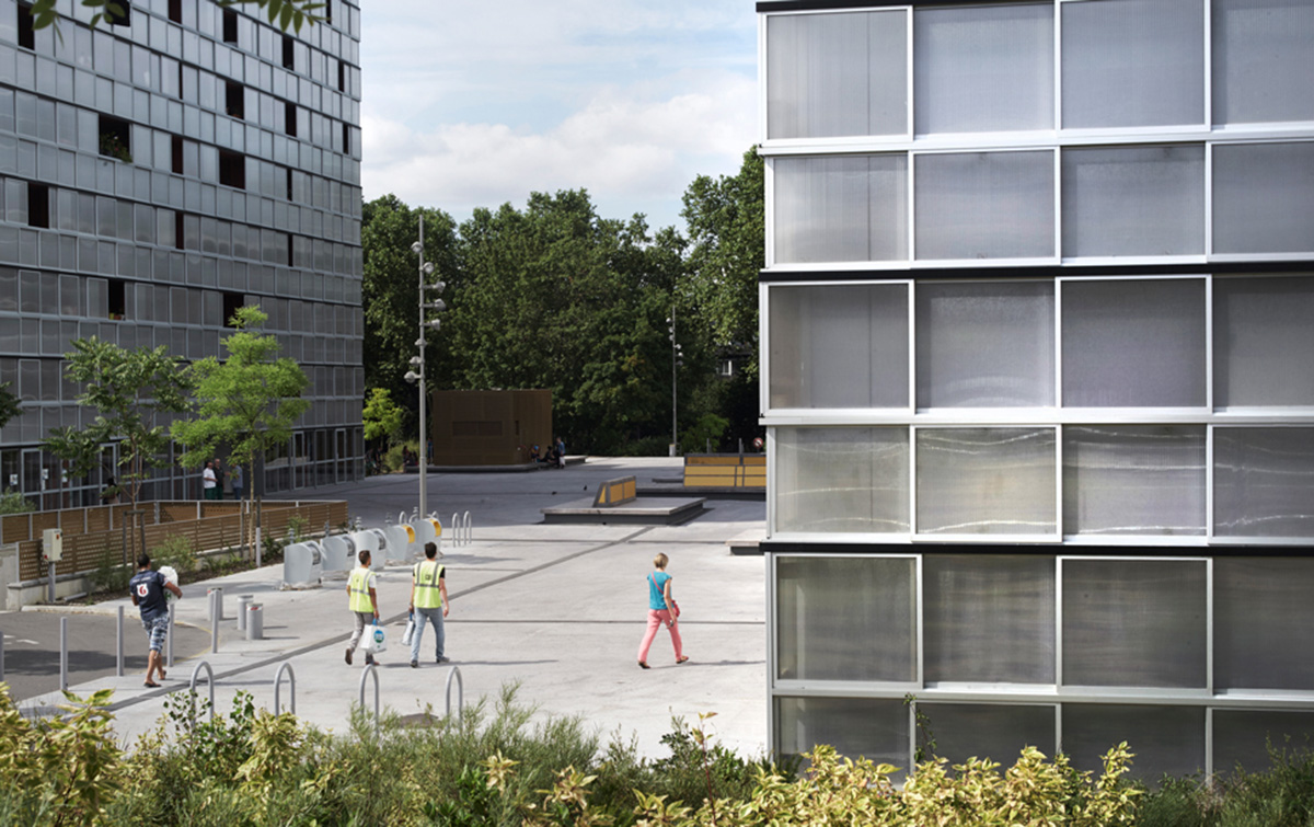 LAN’s Urban Renovation Lormont project reflects its facade with checkered patterns