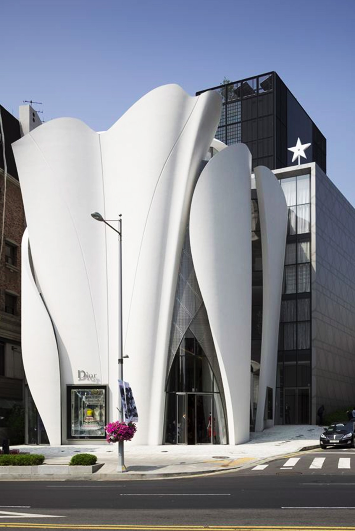 Interior Design Magazine - Peter Marino Architect redesigns Dior in the  brand's Seoul mega-store