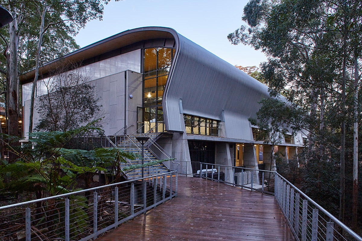 AJ+C completed abbotsleigh multipurpose school sports hall and sports field