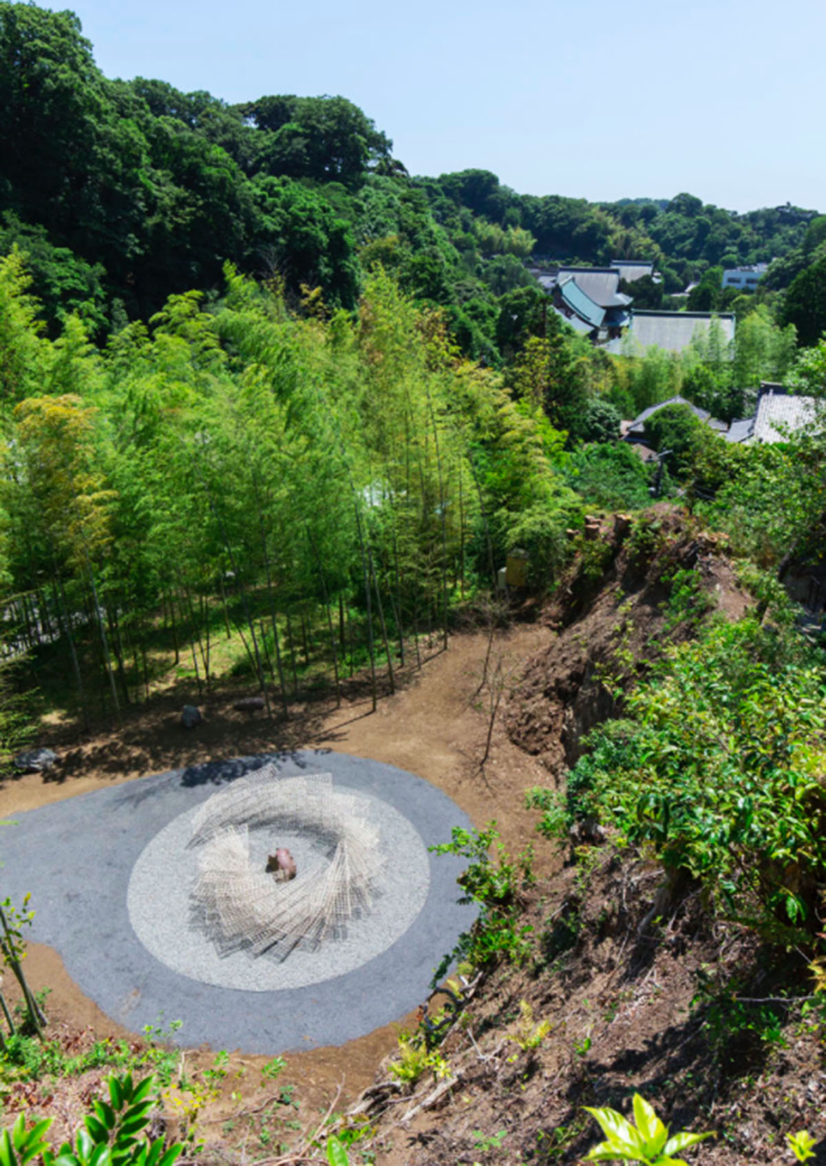 Kengo Kuma designed a transparent mound for the repose of insects