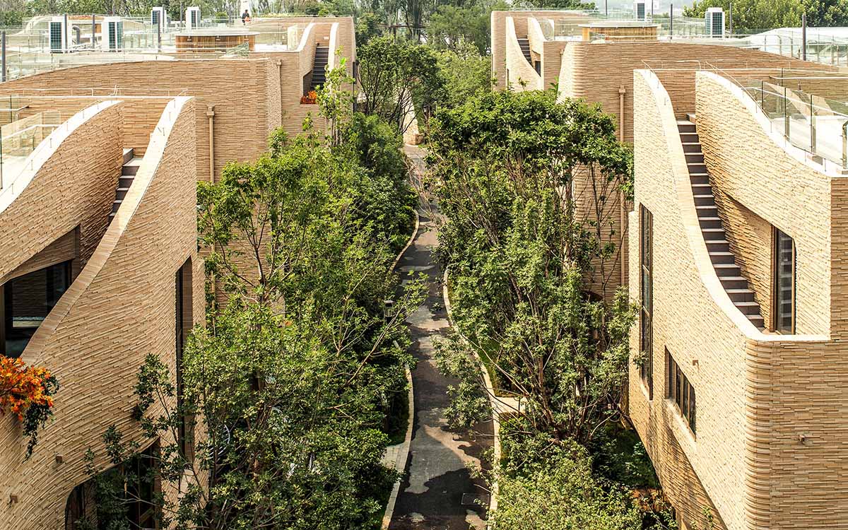 UNStudio draws attention to the curvilinear lines in Fairyland Guorui Villa complex