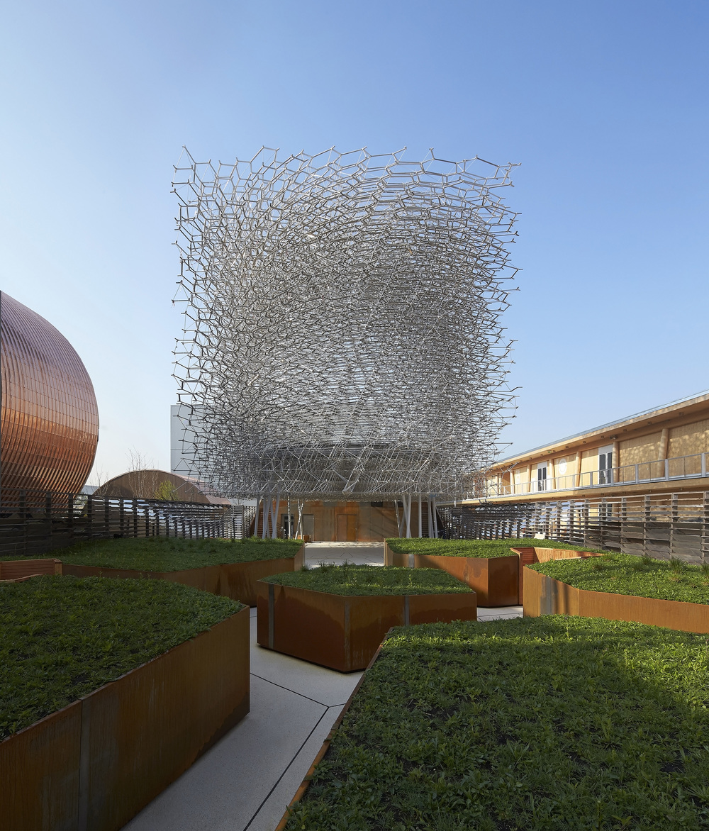 UK Pavilion’s fully formed hive presented at Expo Milan 2015