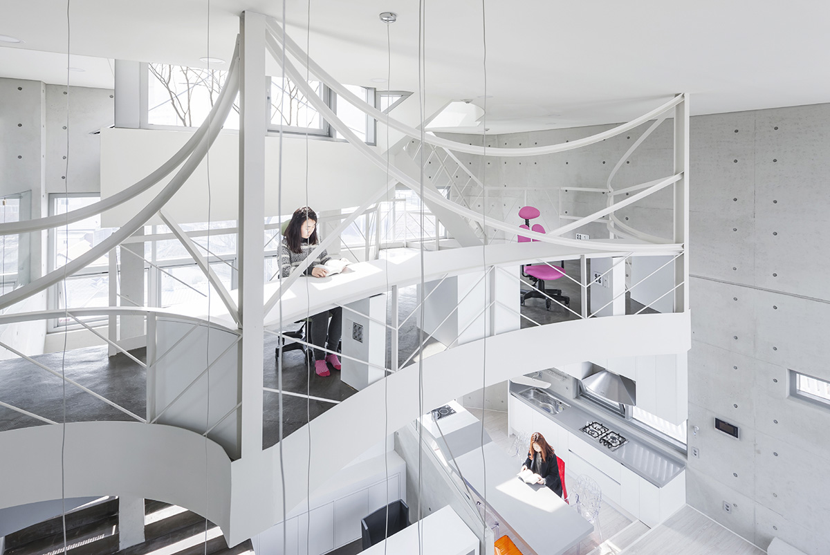 Archi-Fiore designed as a new &rsquo;&rsquo;pop-art&rsquo;&rsquo; to enhance the identity of commercial buildings