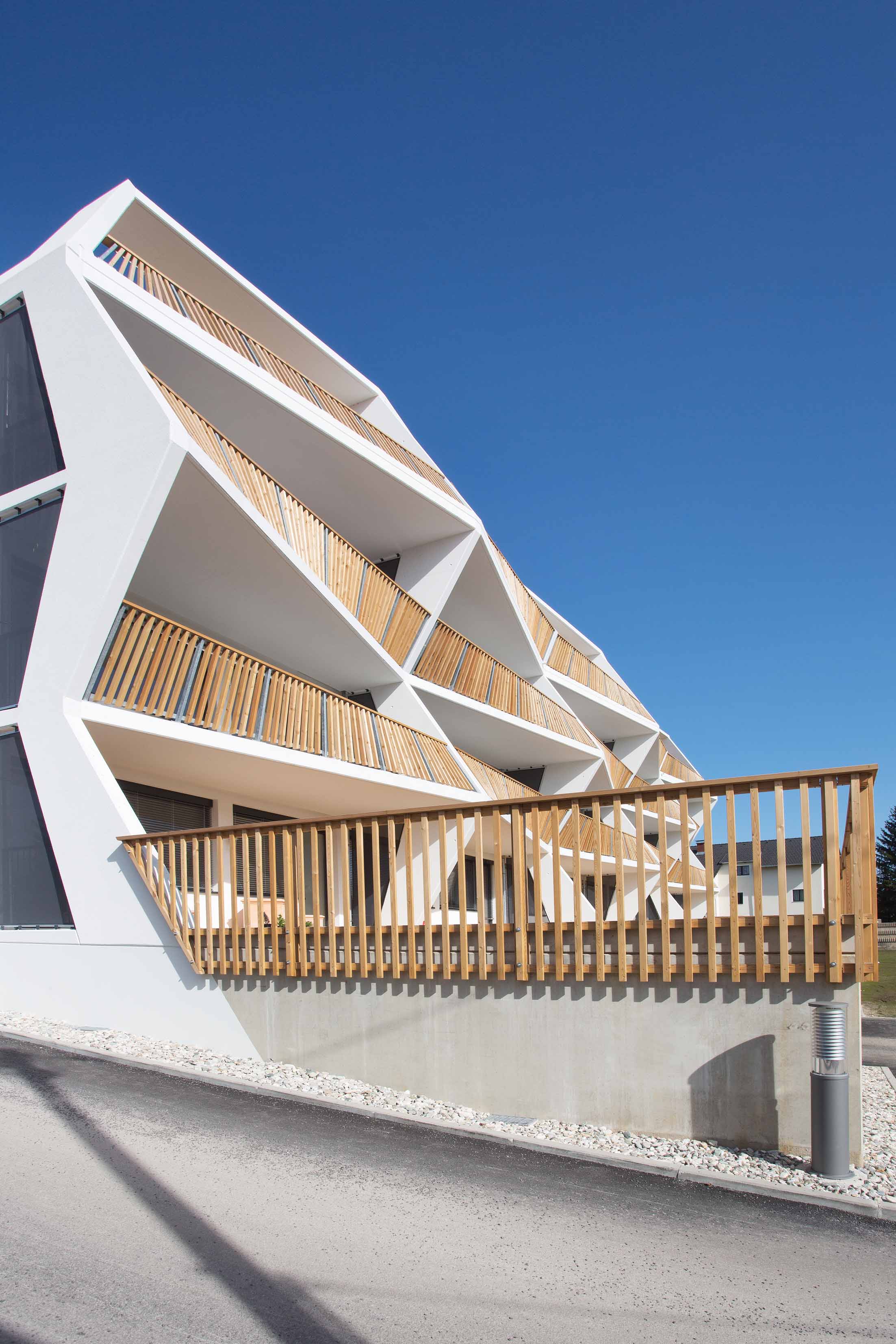 Ragnitzstra&szlig;e by LOVE Architecture