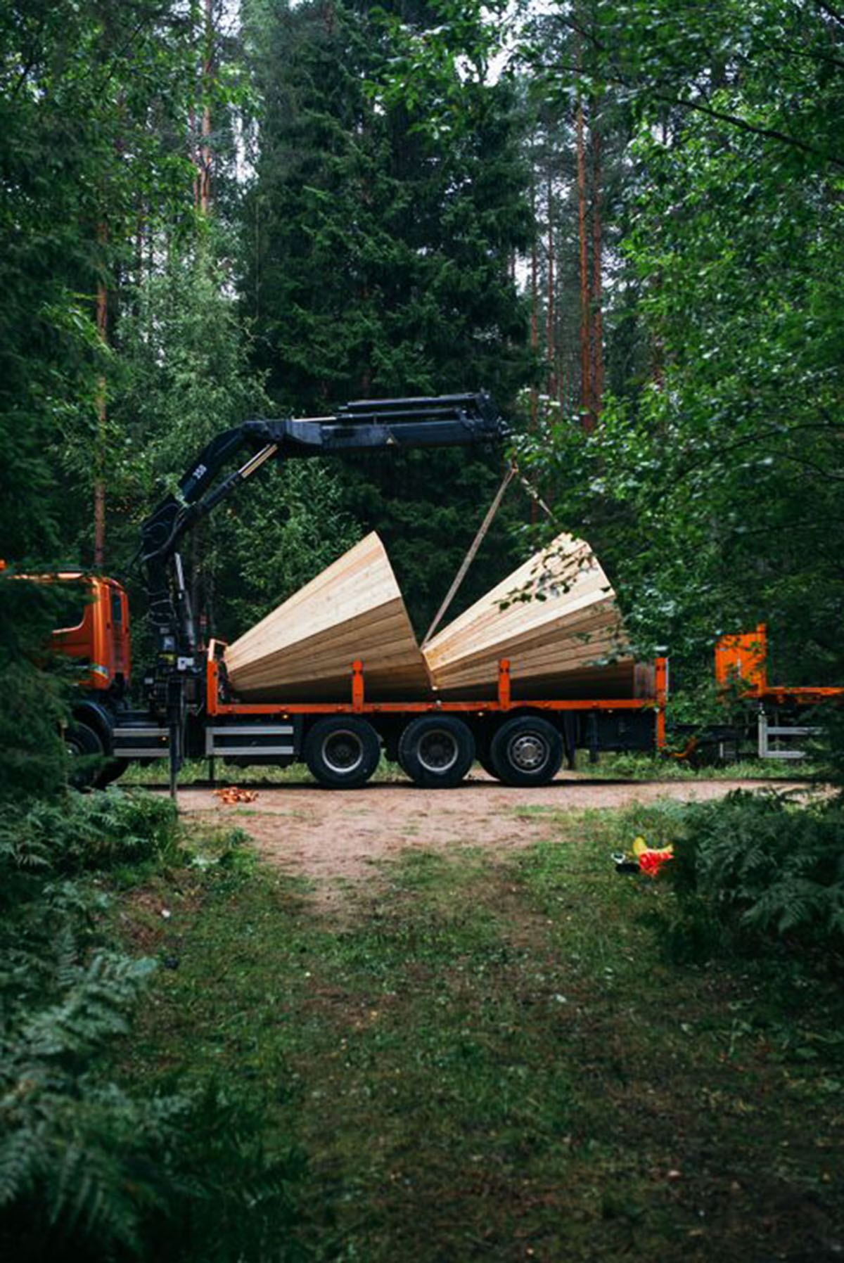 Unplugged kingsize megaphones help nature explorers to listen to the forests
