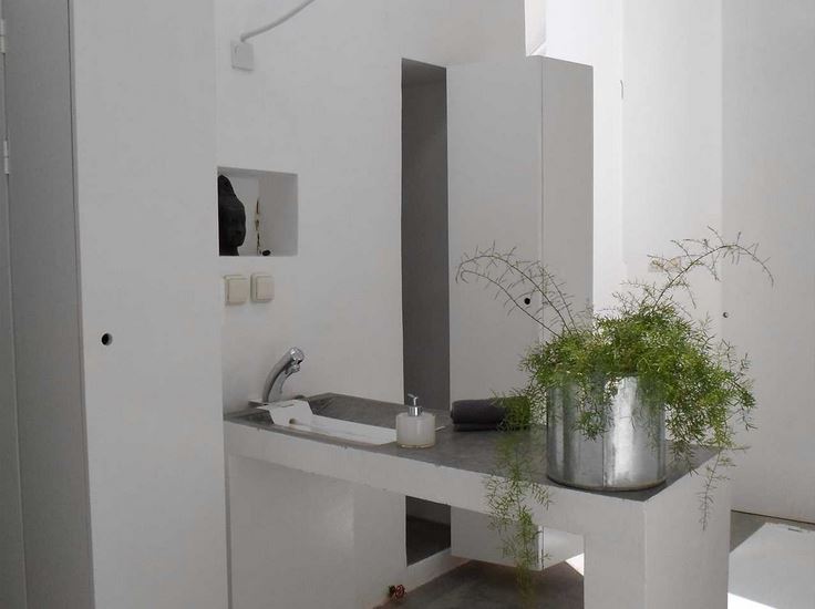 Accommodating flexibility and Moroccan traditions