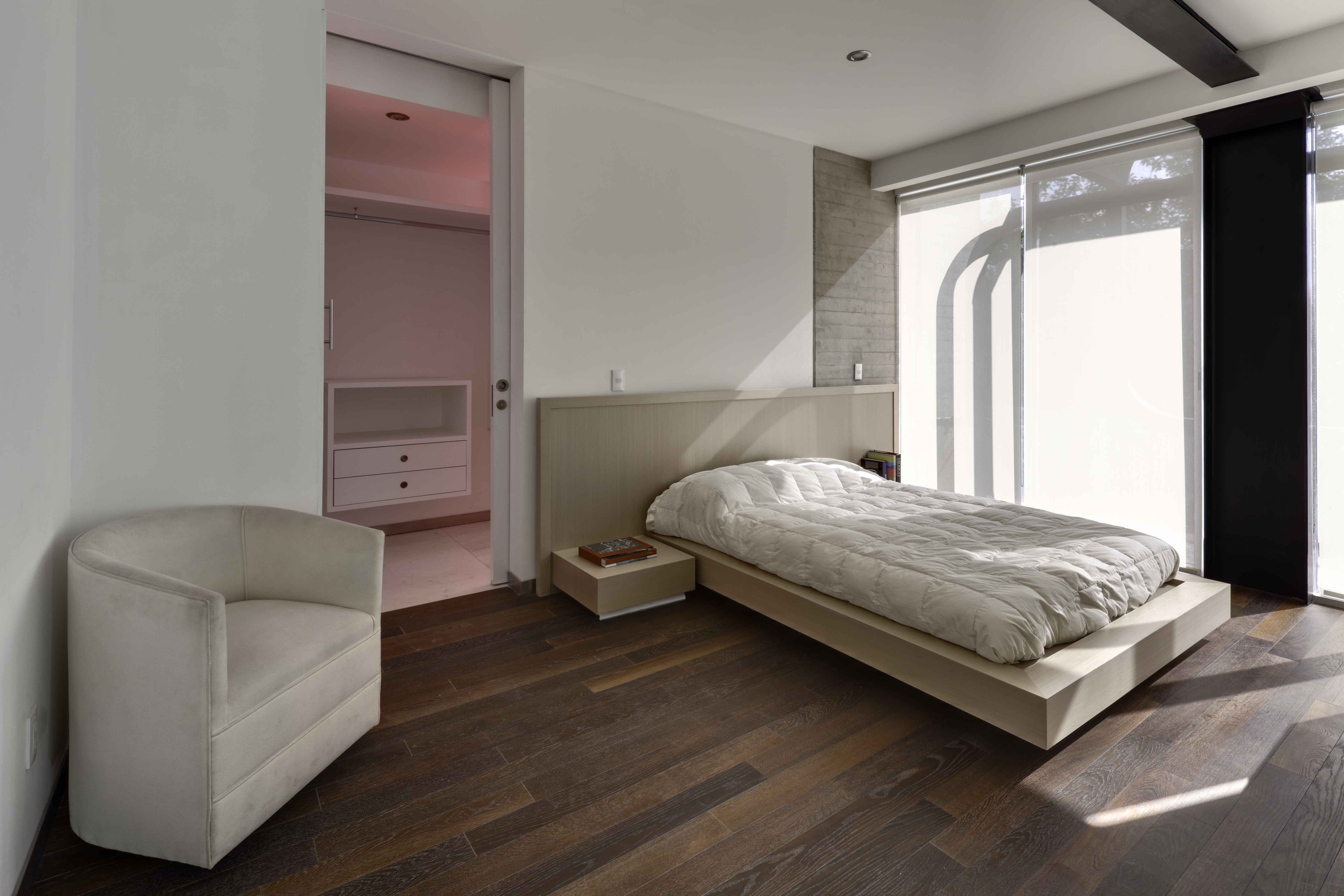 LVII Apartments by Arquitectura En Movimiento