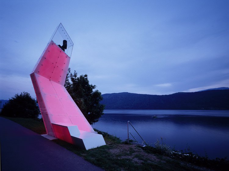 Söhne & Partner designed Lightsails - Guiding symbols